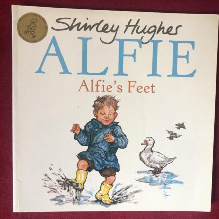 Alfie’s Feet by Shirley Hughes