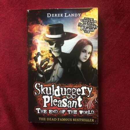 Skulduggery Pleasant by Derek Landy